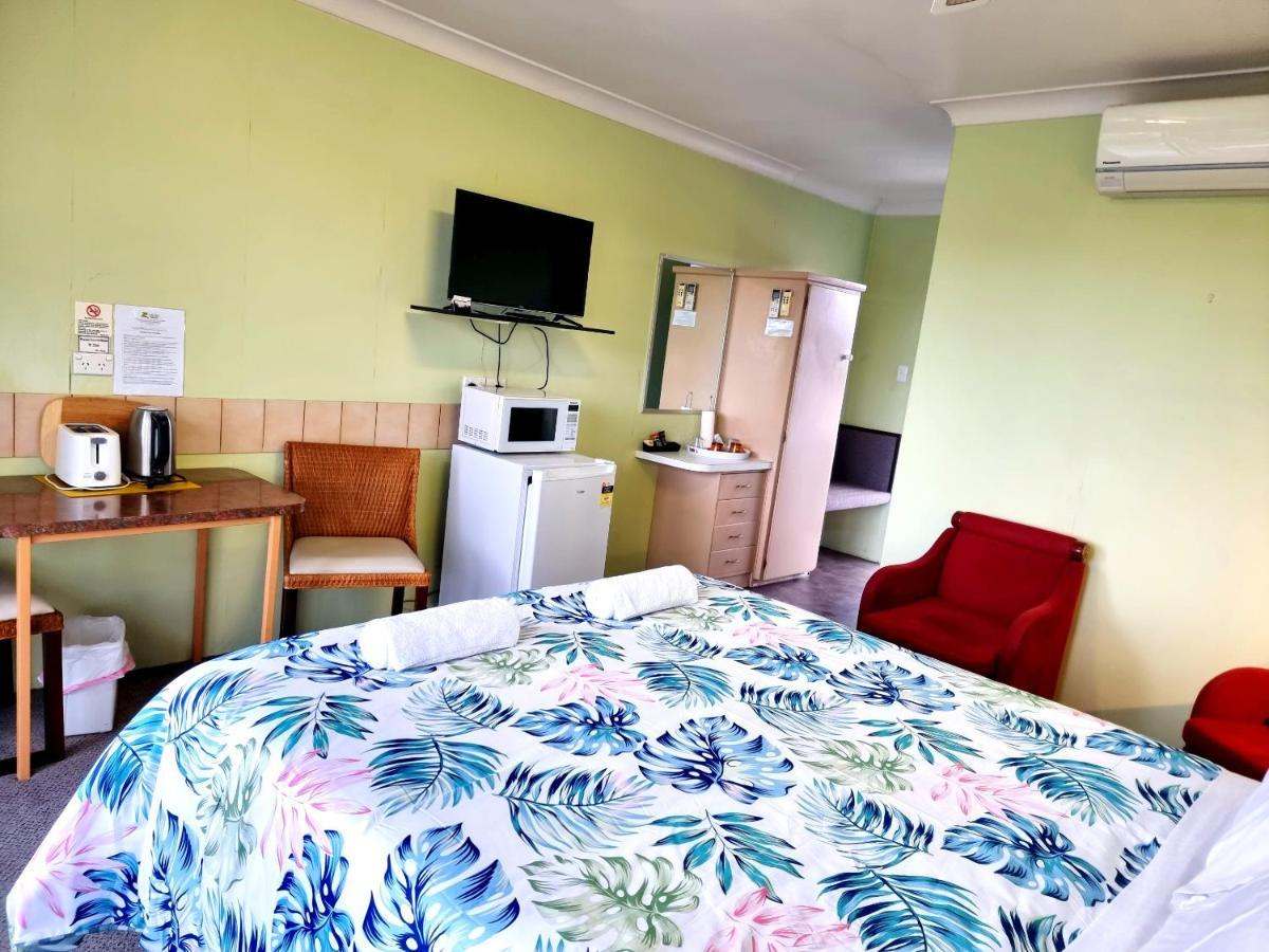 Mollymook Ocean View Motel Rewards Longer Stays -Over 18S Only (Adults Only) المظهر الخارجي الصورة