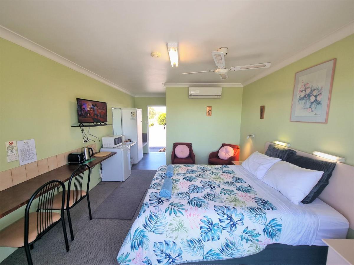 Mollymook Ocean View Motel Rewards Longer Stays -Over 18S Only (Adults Only) المظهر الخارجي الصورة