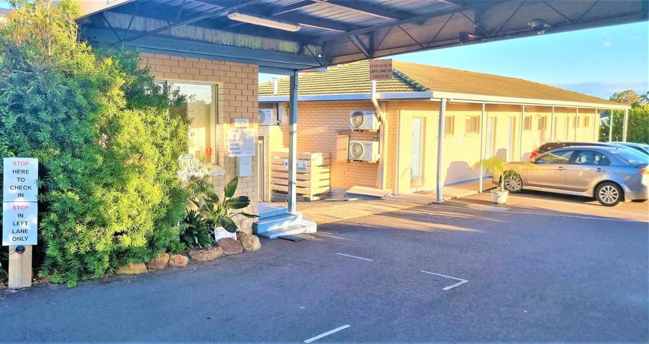 Mollymook Ocean View Motel Rewards Longer Stays -Over 18S Only (Adults Only) المظهر الخارجي الصورة