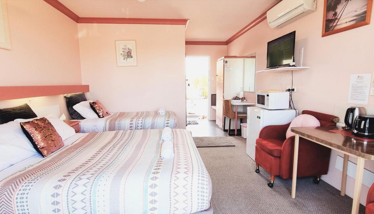 Mollymook Ocean View Motel Rewards Longer Stays -Over 18S Only (Adults Only) المظهر الخارجي الصورة