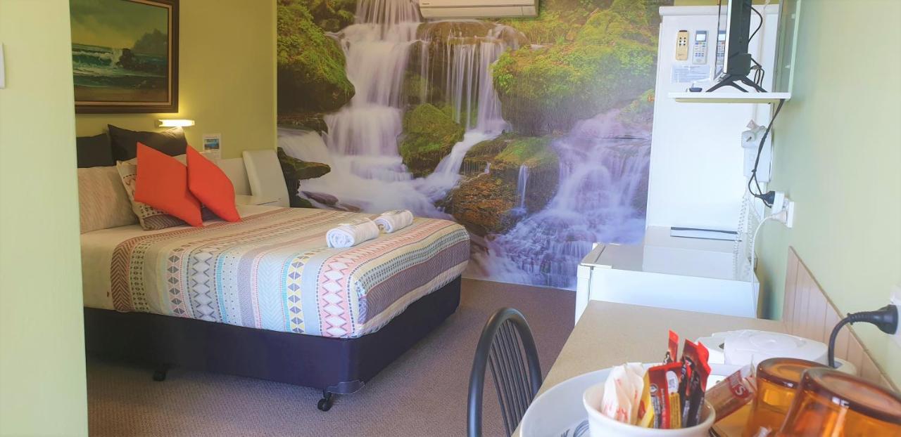 Mollymook Ocean View Motel Rewards Longer Stays -Over 18S Only (Adults Only) المظهر الخارجي الصورة
