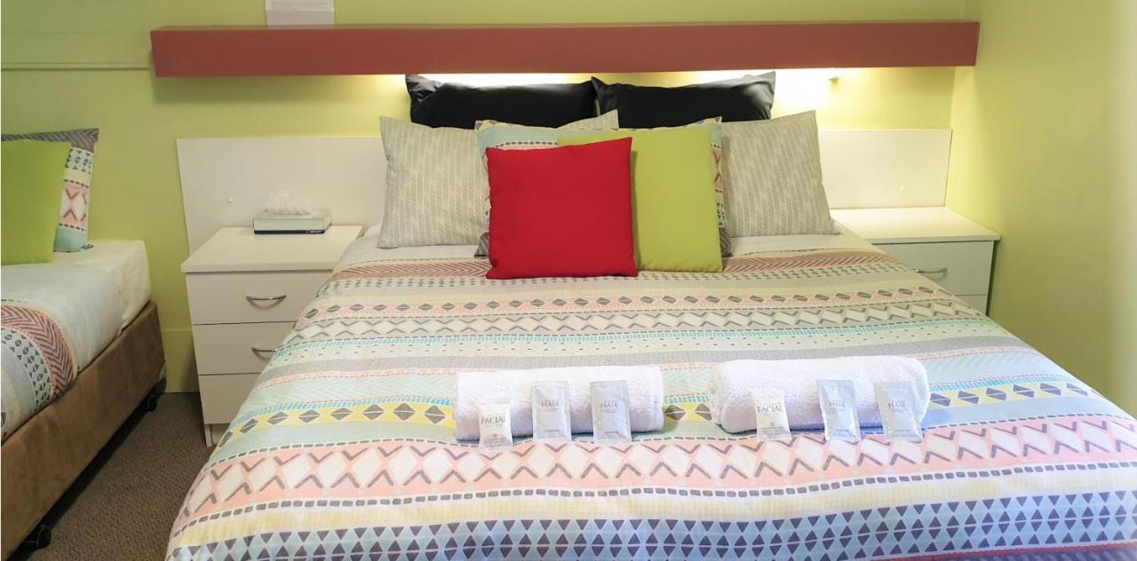Mollymook Ocean View Motel Rewards Longer Stays -Over 18S Only (Adults Only) المظهر الخارجي الصورة