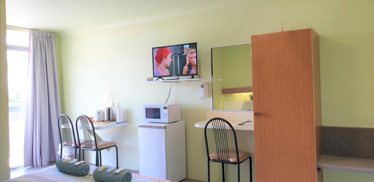 Mollymook Ocean View Motel Rewards Longer Stays -Over 18S Only (Adults Only) المظهر الخارجي الصورة